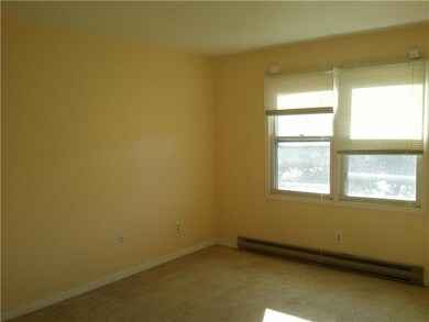 5 Apple Valley Pkwy unit 10, Greenville, RI 02828 - photo 4