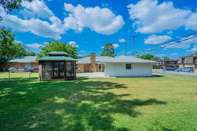 1903 Leslie St, Denton, TX 76205 - photo 5