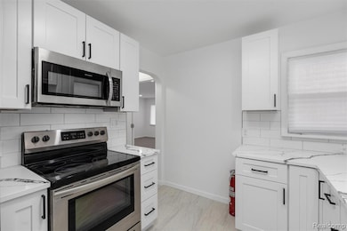 11314 Hazelton Ave, Redford Township, MI 48239 - photo 3