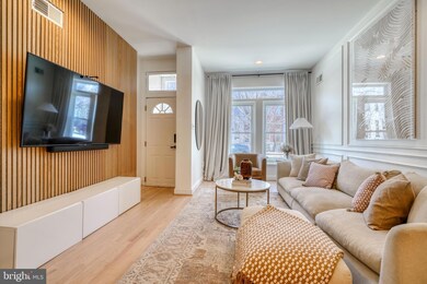 129 N Lakewood Ave, Baltimore, MD 21224 - photo 4