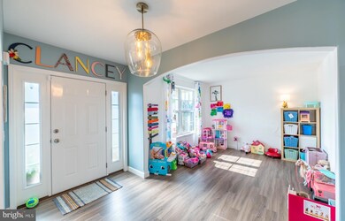 638 Ebersole Rd, Reading, PA 19605 - photo 5