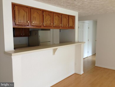 3560 Sherbrooke Cir unit 104, Woodbridge, VA 22192 - photo 5