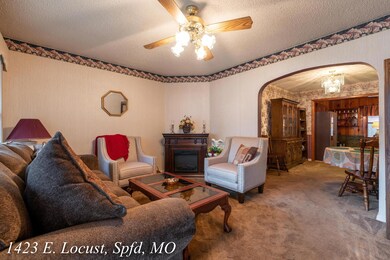 1423 E. Locust, Spfd, MO-3