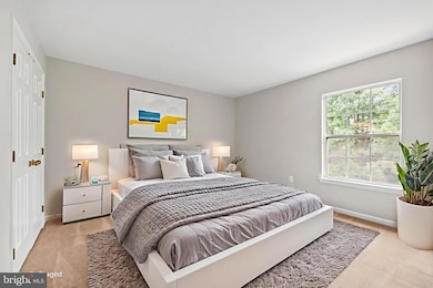 18865 Crossroads Ct, Triangle, VA 22172 - photo 7