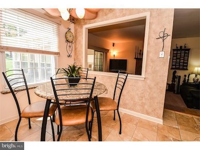 1112 Summit Ln, Oreland, PA 19075 - photo 6