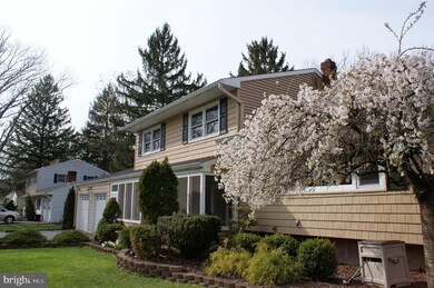 27 Sheffield Rd, East Windsor, NJ 08520 - photo 3