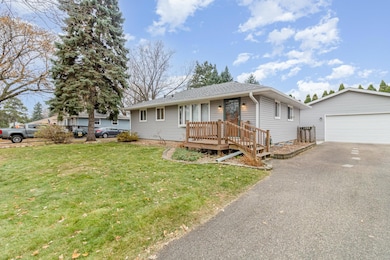 1260 Guthrie Ave N, Saint Paul, MN 55128 - photo 2