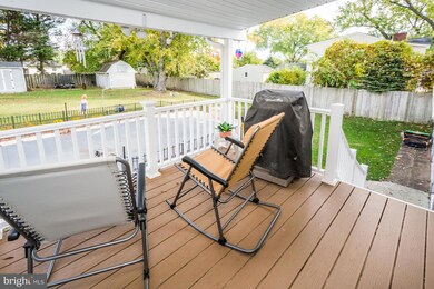 1214 Farmview Rd, Pasadena, MD 21122 - photo 7