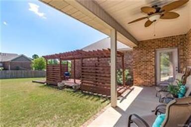 WOW! WOW! WOW! GRILLING DECK AND COVERED BACK PORC