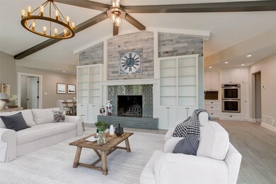 4320 Fairway Dr, Granbury, TX 76049 - photo 2