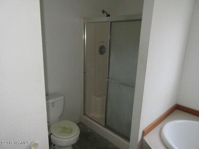 561-801967-bath 1 shower