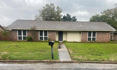 3220 La Vista Ave, Bay City, TX 77414 - photo 2