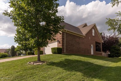 6933 Catalpa Springs Dr, Louisville, KY 40228 - photo 4