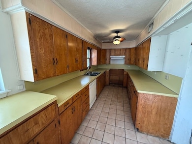 816 E Wilkins St, Angleton, TX 77515 - photo 7