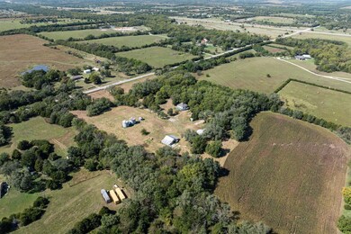 2564 SW Adams Rd, Towanda, KS 67144 - photo 2