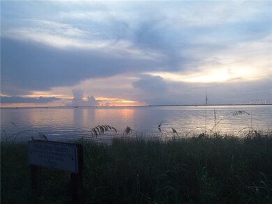 938 Linnaen Terrace NW, Port Charlotte, FL 33948 - photo 4