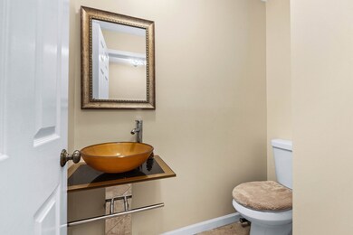 479 N Addison Ave unit B3, Elmhurst, IL 60126 - photo 6