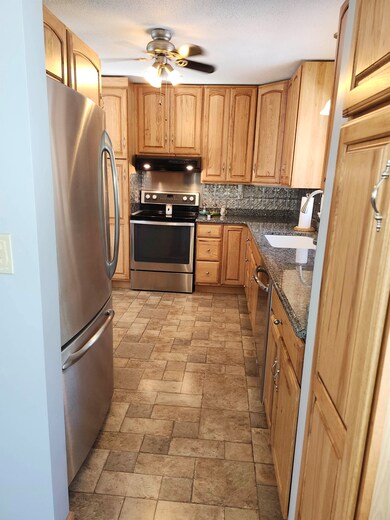 1093 Craney Hill Rd, Henniker, NH 03242 - photo 6