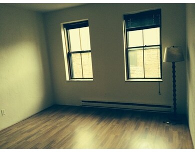 16 Battery St unit 4R, Boston, MA 02109 - photo 2