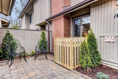 03-Front Courtyard