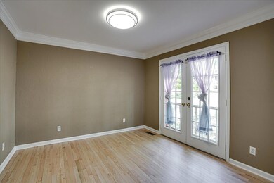 05-3080 Chapel Bend Dr-5