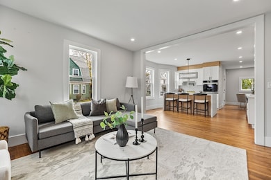 30 Boyd St unit 30, Watertown, MA 02472 - photo 2