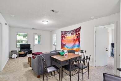 1430 Collegeview Ave unit 303, Raleigh, NC 27606 - photo 7