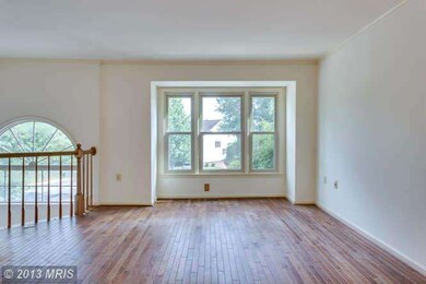 6324 Mary Todd Ct, Centreville, VA 20121 - photo 7