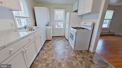 31 E Forrest Ave, Shrewsbury, PA 17361 - photo 4