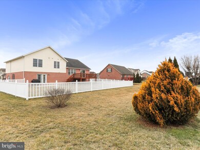 337 Martina Dr, Chambersburg, PA 17201 - photo 7