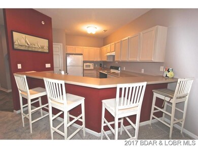 Spacious Breakfast Bar