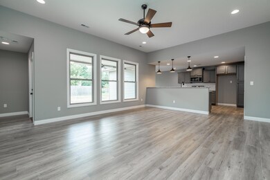 406 Grapevine