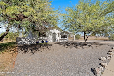 8271 E Kenyon Dr, Tucson, AZ 85710 - photo 2