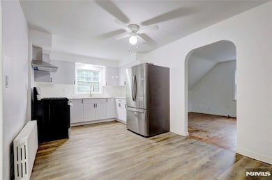 4-21 Saddle River Rd unit 2, Fair Lawn, NJ 07410 - photo 2