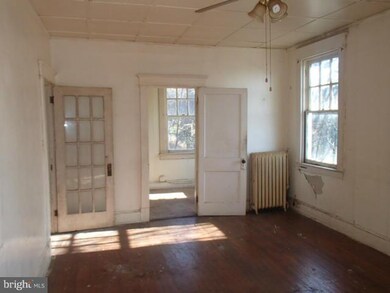 4502 Frederick Ave, Baltimore, MD 21229 - photo 6