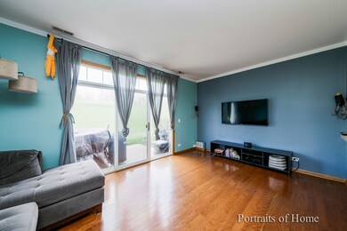 2298 Flagstone Ln unit 51, Carpentersville, IL 60110 - photo 4