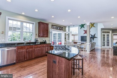 43046 Downfield St, Chantilly, VA 20152 - photo 5