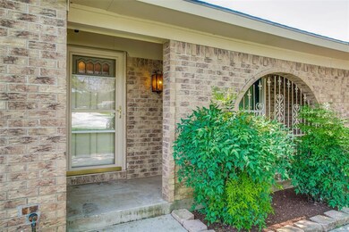 445 Chisholm Trail, Hurst, TX 76054 - photo 3