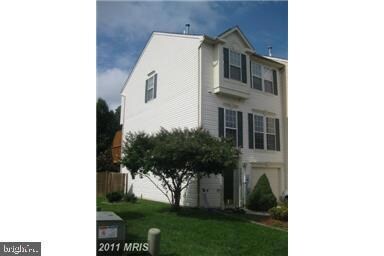 13125 Rosebay Dr, Germantown, MD 20874 - photo 2
