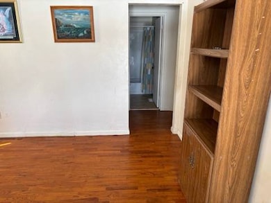 1105 N 1st St, Fairfield, IL 62837 - photo 5