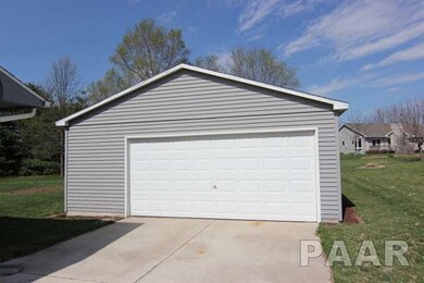15939 N Logan Ct, Chillicothe, IL 61523 - photo 3