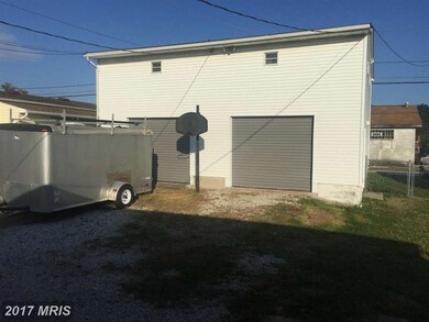 608 Dorsey Ave, Essex, MD 21221 - photo 4