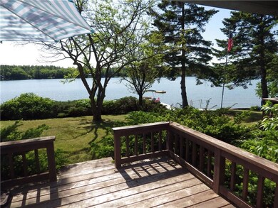 Private deck of the Master bedroom.