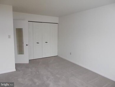 1002 Brinker Dr unit 301, Hagerstown, MD 21740 - photo 5