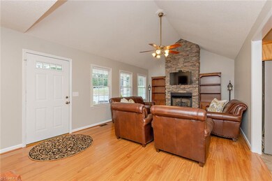 1037 Old Forest Ct, Asheboro, NC 27205 - photo 7