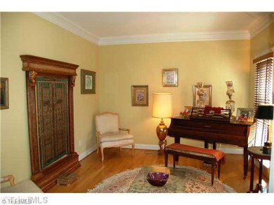 107 Checkerberry Ln, Greensboro, NC 27455 - photo 4