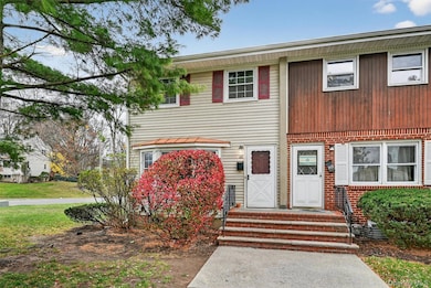 28 Alan Rd, Spring Valley, NY 10977 - photo 2