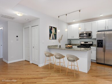 4820 N Hoyne Ave unit 4, Chicago, IL 60625 - photo 6