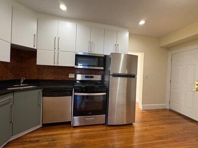 73 Thatcher St unit 202, Brookline, MA 02446 - photo 3