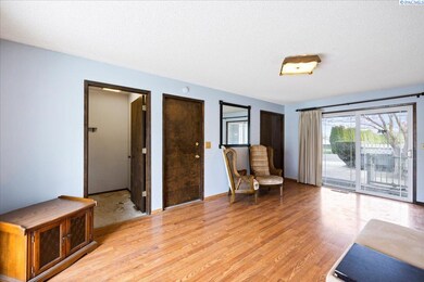 1506 S Olson St, Kennewick, WA 99338 - photo 3